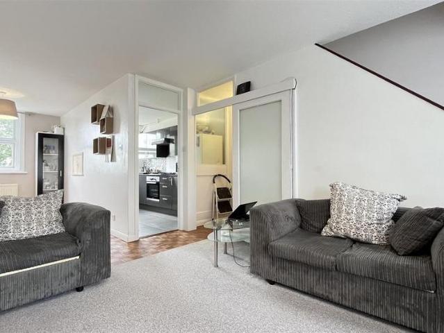 Townhouse for rent in Isle Of Man