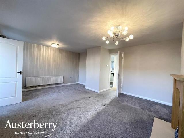 Townhouse for rent in Longton, Stoke-on-Trent