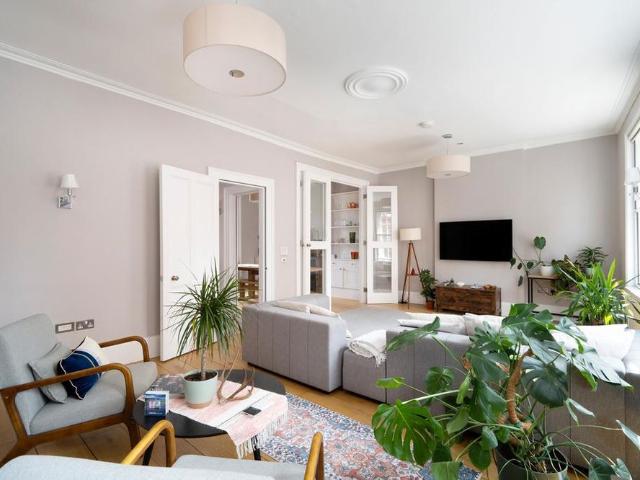 Townhouse for rent in Covent Garden, Victoria