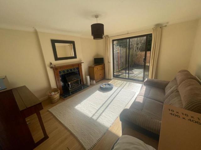 Townhouse for rent in Egginton, East Midlands
