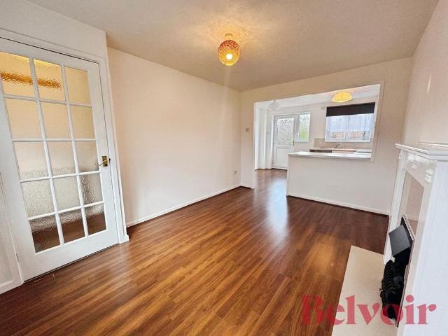 Townhouse for rent in Waterhayes, Butterton