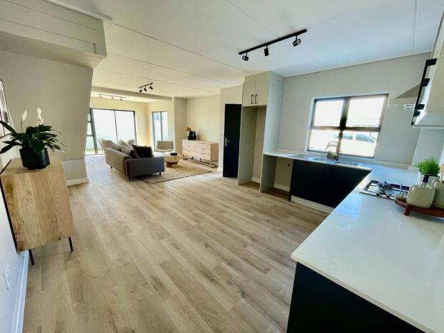 Townhouse for rent in Eersterivier, Western Cape