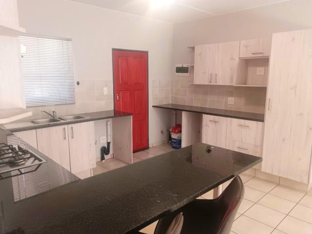Townhouse for rent in Ekurhuleni, Gauteng