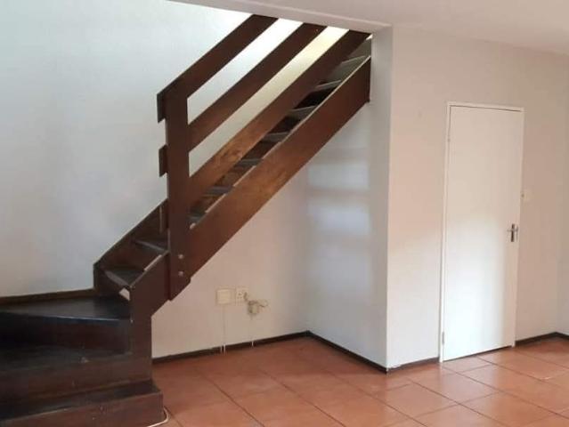 Townhouse for rent in Randburg, Gauteng