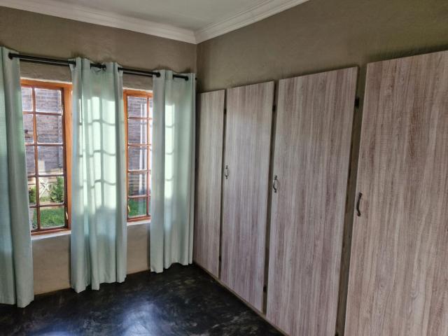 Townhouse for rent in Ekurhuleni, Gauteng