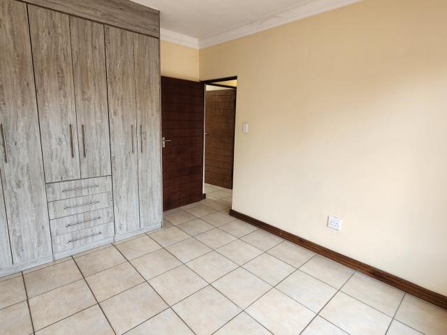 Townhouse for rent in Ekurhuleni, Gauteng