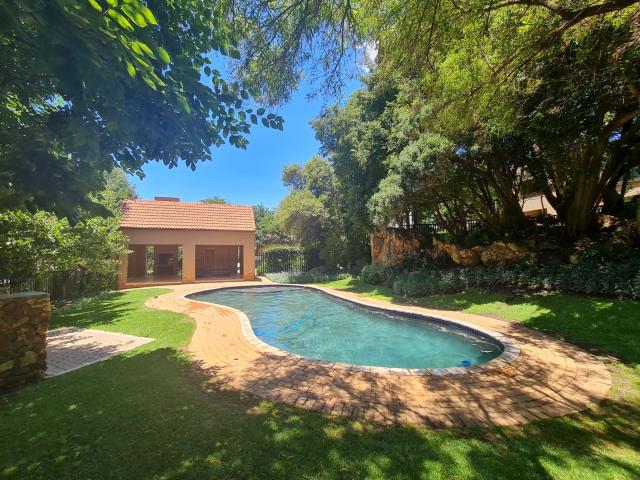 Townhouse for rent in Nooitgedacht, Gauteng