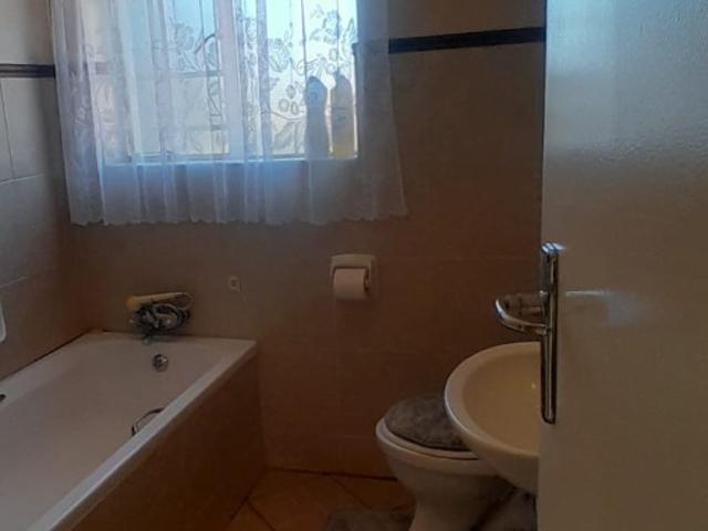 Townhouse for rent in Centurion, Gauteng