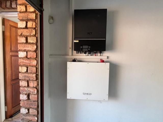 Townhouse for rent in Waterkloof, Gauteng