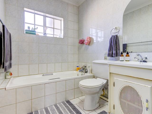 Townhouse for rent in Ekurhuleni, Gauteng