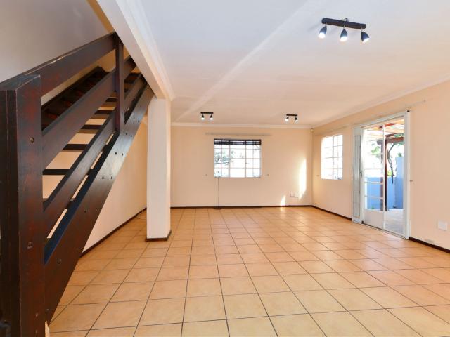 Townhouse for rent in Halfway Gardens, Midrand