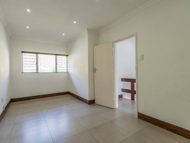 Townhouse for rent in Hillcrest, Kwazulu-natal