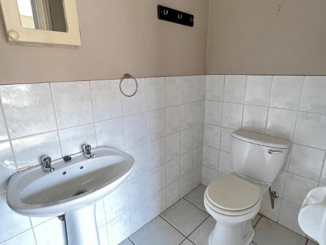 Townhouse for rent in Nooitgedacht, Gauteng