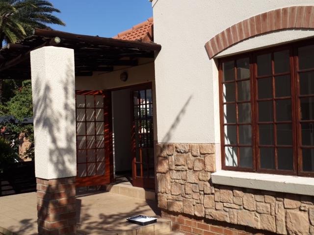Townhouse for rent in Randburg, Gauteng