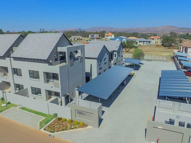 Townhouse for rent in Hartbeespoort Dam Nature Reserve, North West