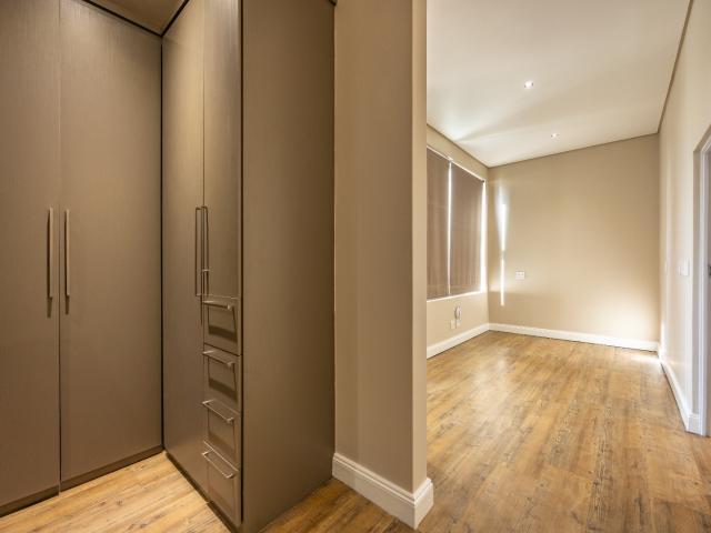 Townhouse for rent in Waterkloof, Gauteng