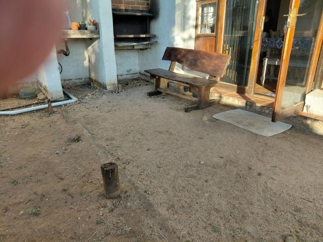 Townhouse for rent in Waterkloof, Gauteng