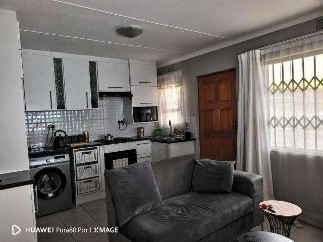 Townhouse for rent in Mthatha, Eastern Cape