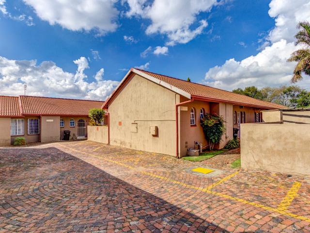 Townhouse for rent in Ekurhuleni, Gauteng