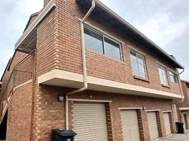 House for rent in Waterkloof, Gauteng