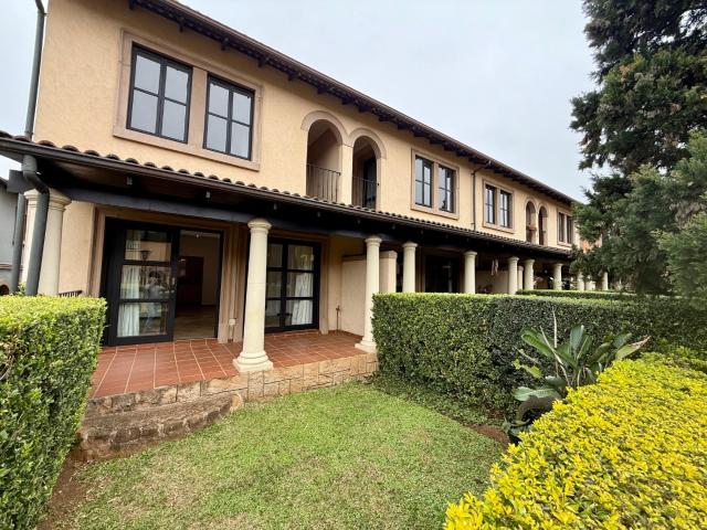 Townhouse for rent in Hillcrest, Kwazulu-natal