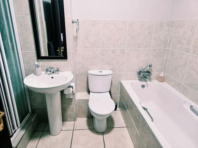 Townhouse for rent in Hillcrest, Kwazulu-natal