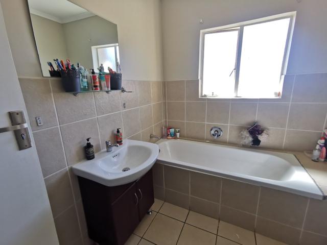 Townhouse for rent in Ekurhuleni, Gauteng