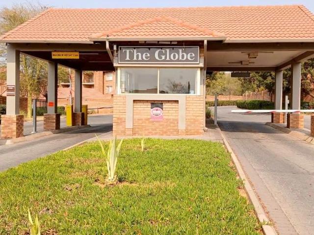 House for rent in Waterkloof, Gauteng
