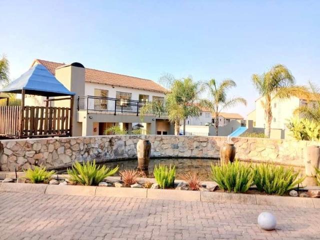 House for rent in Waterkloof, Gauteng