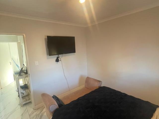 Townhouse for rent in Durbanville, Western Cape