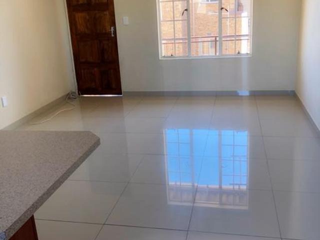 Townhouse for rent in Nooitgedacht, Gauteng