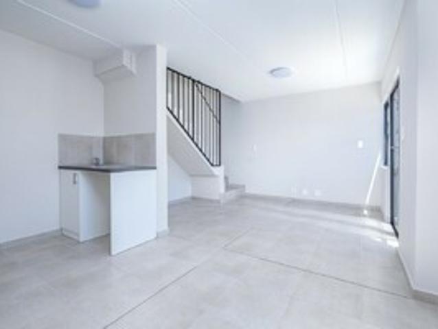 Townhouse for rent in Cape Town, Western Cape