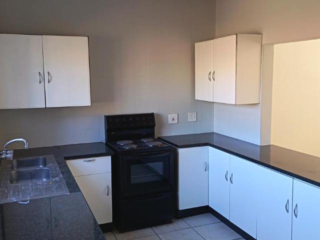 Townhouse for rent in Nooitgedacht, Gauteng
