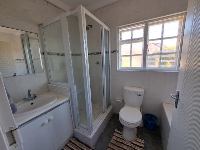 Townhouse for rent in Bushmans River Mouth, Eastern Cape