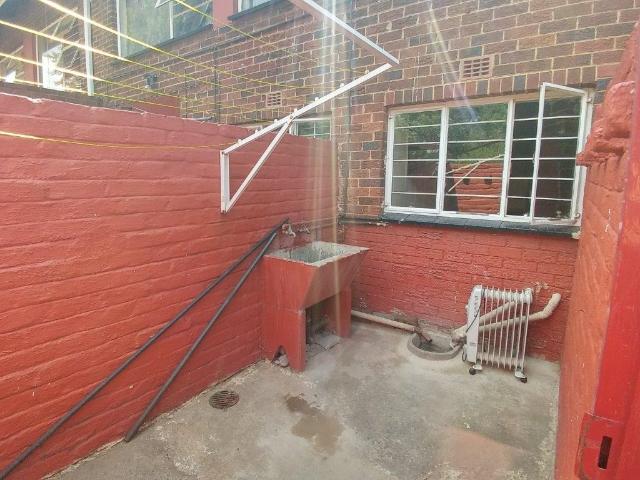 Townhouse for rent in Vosloorus, Gauteng
