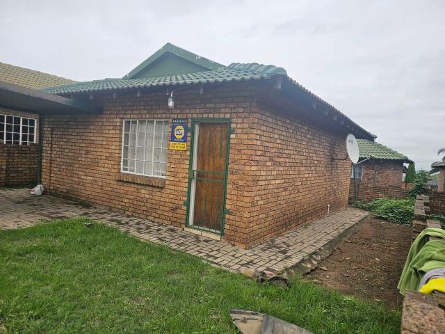 Townhouse for rent in Witbank, Mpumalanga