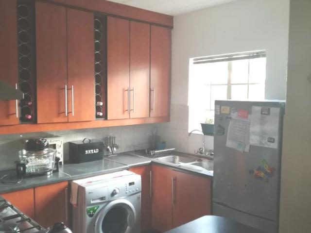 Townhouse for rent in Witfield, City of Ekurhuleni Metropolitan Municipality