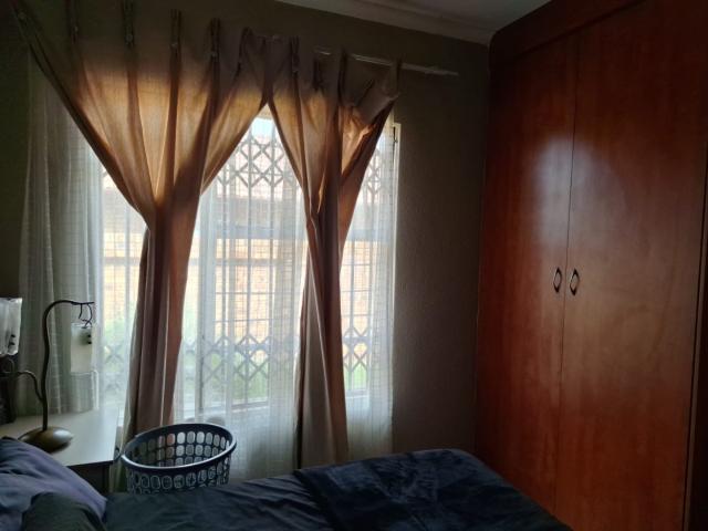Townhouse for rent in Nooitgedacht, Gauteng