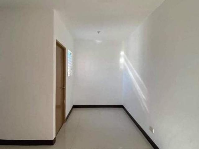 2 BEDROOM TOWNHOUSE UNIT