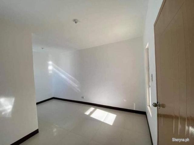 2 BEDROOM TOWNHOUSE UNIT