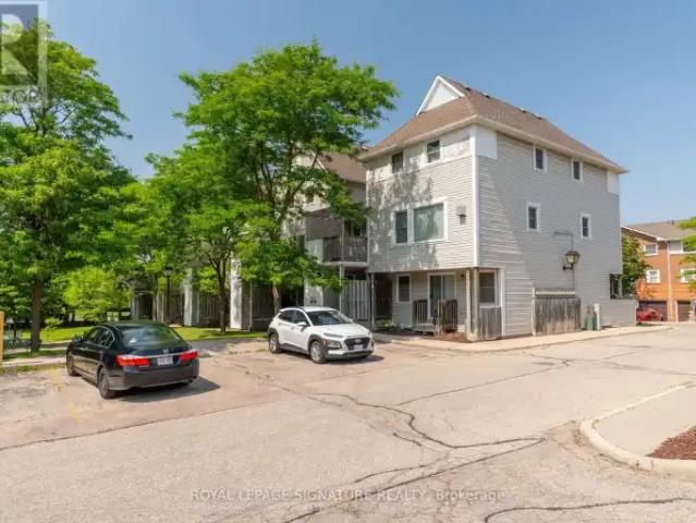 Townhouse for rent in Waterloo, Ontario