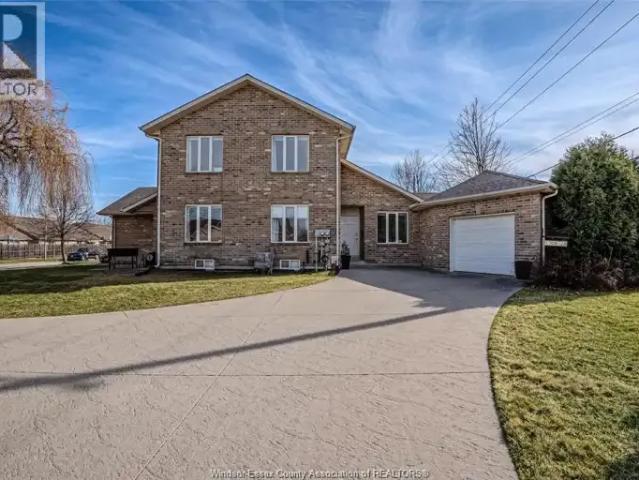 Townhouse for rent in Ontario