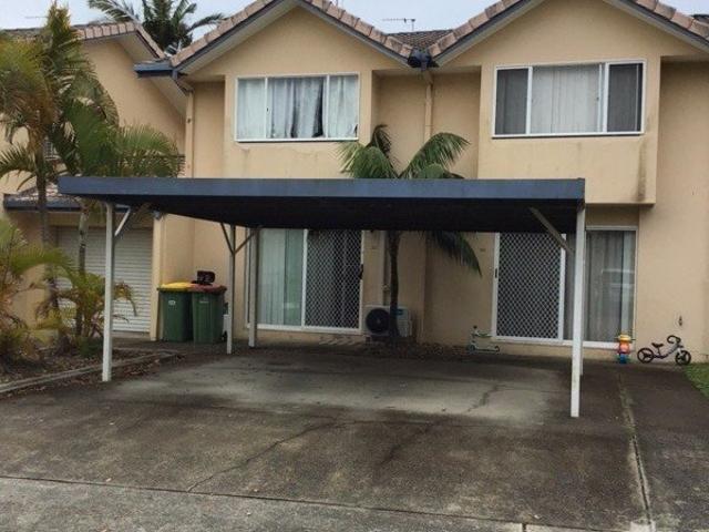 Townhouse for rent in Fernbrook, Queensland