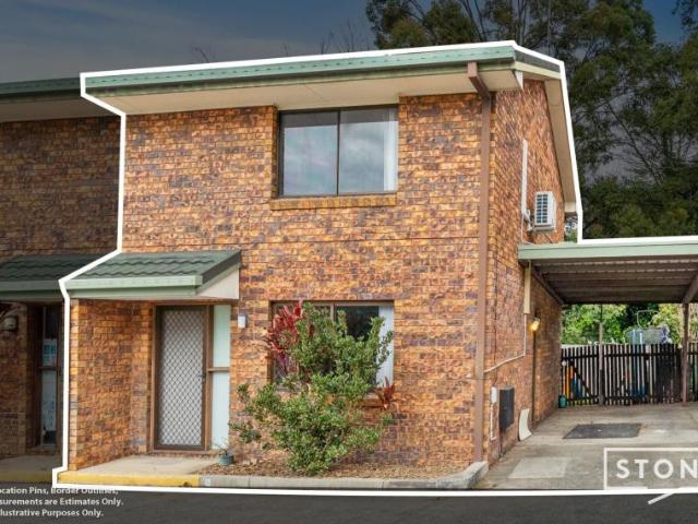 Townhouse for sale in Woodridge, Greater Brisbane
