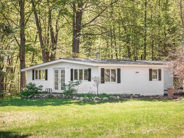 House for sale in Traverse City