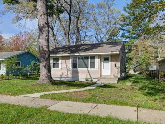 House for sale in Traverse City