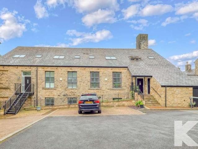 House for sale in Saddleworth, Pendock