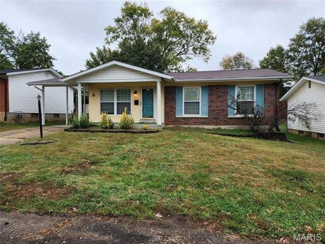House for sale in Troy, Missouri