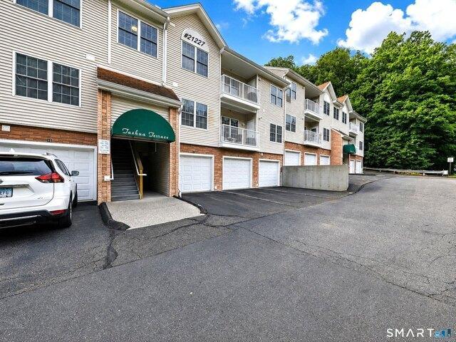 Condo for sale in Trumbull, Greater Bridgeport Planning Region