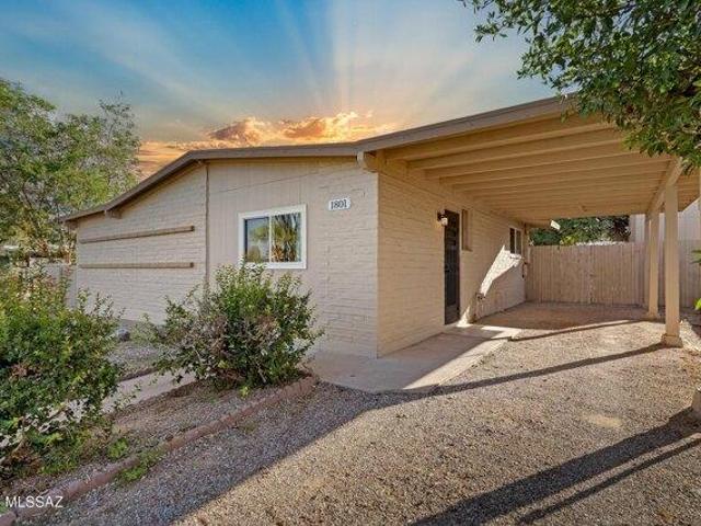 House for sale in Tucson, Arizona